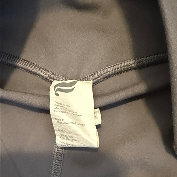 Fabletics Gray Leggings - Picture 5 of 6